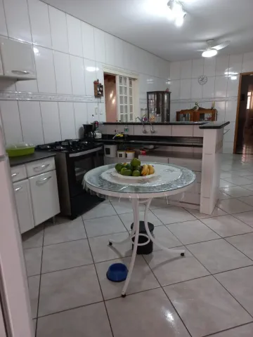 Comprar Casa / Padr&atilde;o em S&atilde;o Jos&eacute; do Rio Preto R$ 370.000,00 - Foto 18