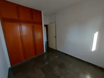 Alugar Apartamento / Padr&atilde;o em S&atilde;o Jos&eacute; do Rio Preto R$ 700,00 - Foto 8