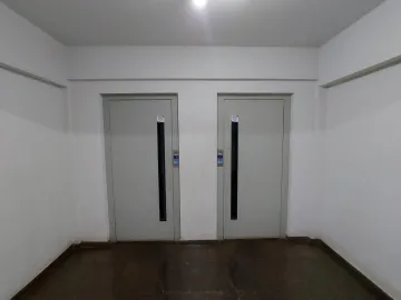 Alugar Apartamento / Padr&atilde;o em S&atilde;o Jos&eacute; do Rio Preto R$ 700,00 - Foto 11