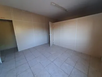 Alugar Comercial / Sala em S&atilde;o Jos&eacute; do Rio Preto R$ 1.800,00 - Foto 2