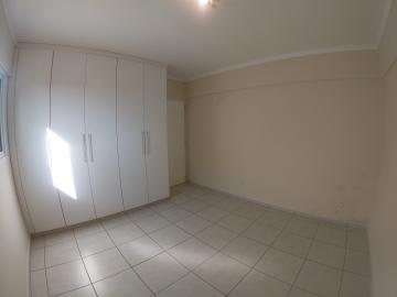 Alugar Apartamento / Padr&atilde;o em S&atilde;o Jos&eacute; do Rio Preto R$ 1.000,00 - Foto 11