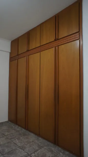Alugar Apartamento / Padr&atilde;o em S&atilde;o Jos&eacute; do Rio Preto R$ 1.705,00 - Foto 11
