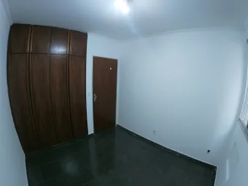 Alugar Apartamento / Padr&atilde;o em S&atilde;o Jos&eacute; do Rio Preto R$ 1.150,00 - Foto 15