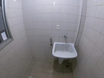 Alugar Apartamento / Padr&atilde;o em S&atilde;o Jos&eacute; do Rio Preto R$ 1.150,00 - Foto 16