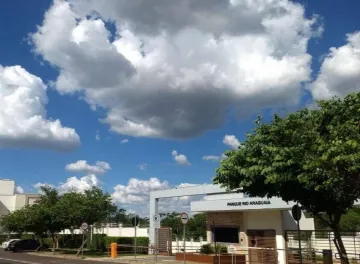Apartamento / Padr&atilde;o em S&atilde;o Jos&eacute; do Rio Preto 