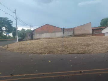 Terreno / Padr&atilde;o em Cedral 