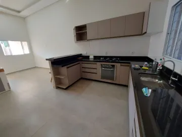 Alugar Casa / Padr&atilde;o em S&atilde;o Jos&eacute; do Rio Preto R$ 2.200,00 - Foto 3