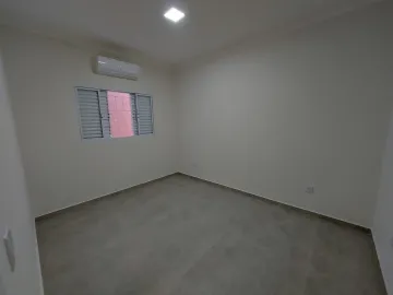 Alugar Casa / Padr&atilde;o em S&atilde;o Jos&eacute; do Rio Preto R$ 2.200,00 - Foto 9