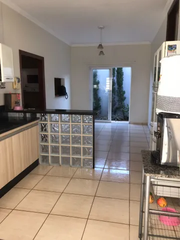 Alugar Casa / Padr&atilde;o em S&atilde;o Jos&eacute; do Rio Preto. apenas R$ 450.000,00