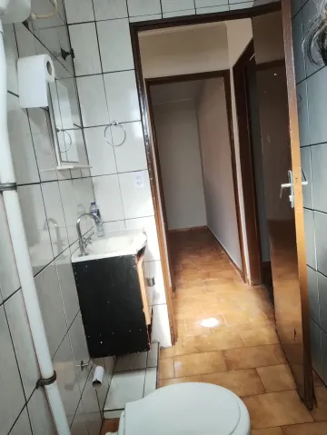 Alugar Casa / Padr&atilde;o em S&atilde;o Jos&eacute; do Rio Preto R$ 850,00 - Foto 7