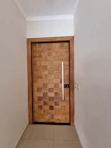 Alugar Casa / Padr&atilde;o em S&atilde;o Jos&eacute; do Rio Preto. apenas R$ 650.000,00