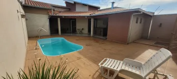 Alugar Casa / Padr&atilde;o em S&atilde;o Jos&eacute; do Rio Preto. apenas R$ 1.800,00