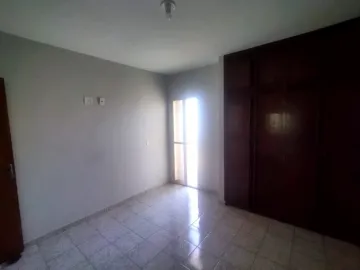 Alugar Apartamento / Padr&atilde;o em S&atilde;o Jos&eacute; do Rio Preto R$ 1.250,00 - Foto 10