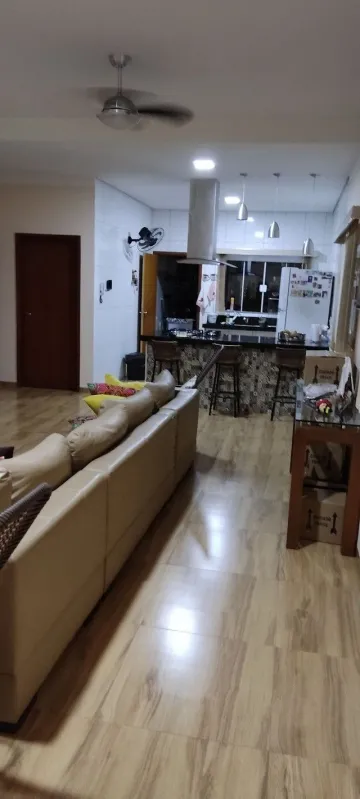 Alugar Casa / Padr&atilde;o em Ol&iacute;mpia. apenas R$ 600.000,00