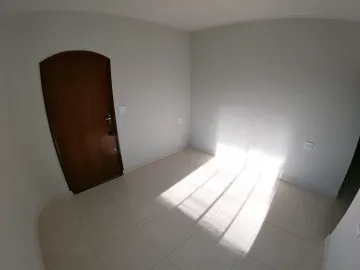 Alugar Casa / Padr&atilde;o em S&atilde;o Jos&eacute; do Rio Preto R$ 1.800,00 - Foto 2
