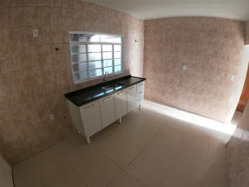 Alugar Casa / Padr&atilde;o em S&atilde;o Jos&eacute; do Rio Preto R$ 1.800,00 - Foto 4