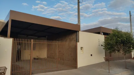 Alugar Casa / Padr&atilde;o em Cedral. apenas R$ 210.000,00