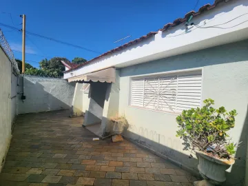 Alugar Casa / Padr&atilde;o em S&atilde;o Jos&eacute; do Rio Preto. apenas R$ 2.300,00
