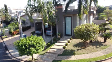 Casa / Condom&iacute;nio em S&atilde;o Jos&eacute; do Rio Preto 