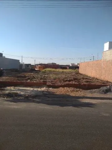 Terreno / Padr&atilde;o em Mirassol 