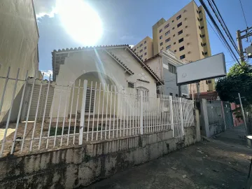 Alugar Comercial / Casa Comercial em S&atilde;o Jos&eacute; do Rio Preto. apenas R$ 1.300,00