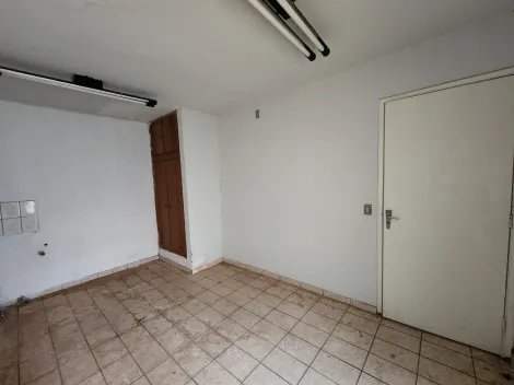 Alugar Comercial / Casa Comercial em S&atilde;o Jos&eacute; do Rio Preto R$ 1.300,00 - Foto 7