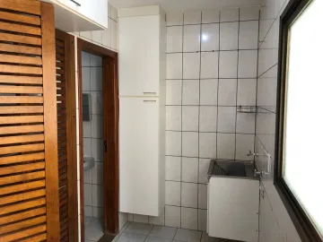 Alugar Apartamento / Padr&atilde;o em S&atilde;o Jos&eacute; do Rio Preto R$ 1.400,00 - Foto 4