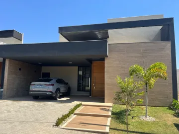 Casa / Condom&iacute;nio em S&atilde;o Jos&eacute; do Rio Preto 