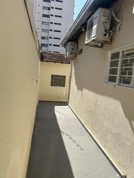 Comprar Comercial / Casa Comercial em S&atilde;o Jos&eacute; do Rio Preto R$ 890.000,00 - Foto 10
