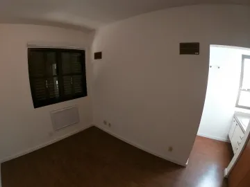 Alugar Apartamento / Padr&atilde;o em S&atilde;o Jos&eacute; do Rio Preto R$ 1.100,00 - Foto 17
