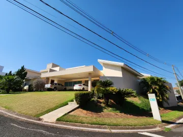 Casa / Condom&iacute;nio em S&atilde;o Jos&eacute; do Rio Preto 