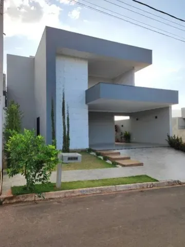 Alugar Casa / Condom&iacute;nio em Mirassol. apenas R$ 1.230.000,00