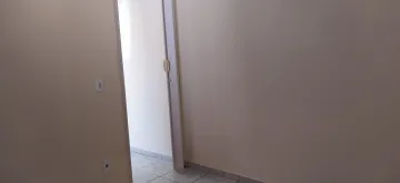 Alugar Casa / Padr&atilde;o em S&atilde;o Jos&eacute; do Rio Preto R$ 1.500,00 - Foto 3
