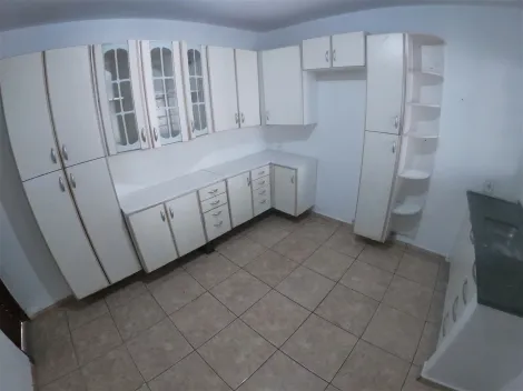 Alugar Casa / Padr&atilde;o em S&atilde;o Jos&eacute; do Rio Preto R$ 1.350,00 - Foto 4