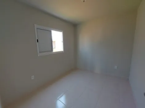 Alugar Casa / Condom&iacute;nio em S&atilde;o Jos&eacute; do Rio Preto R$ 800,00 - Foto 9