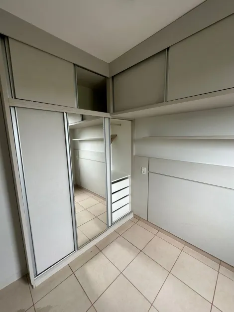 Alugar Apartamento / Padr&atilde;o em S&atilde;o Jos&eacute; do Rio Preto. apenas R$ 1.400,00