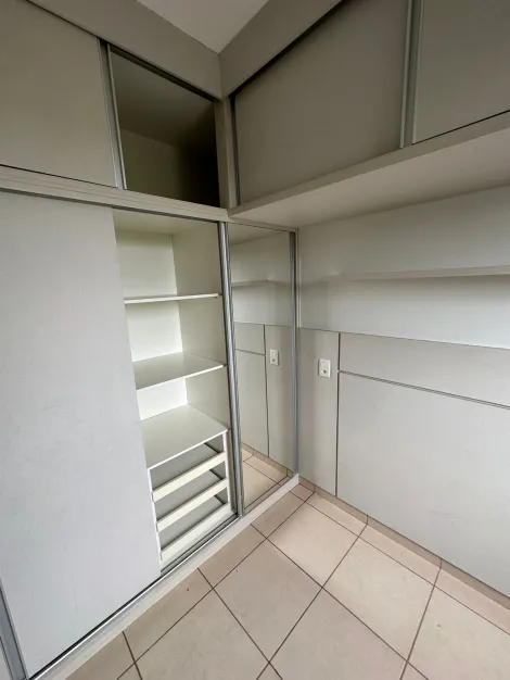 Alugar Apartamento / Padr&atilde;o em S&atilde;o Jos&eacute; do Rio Preto R$ 1.400,00 - Foto 7