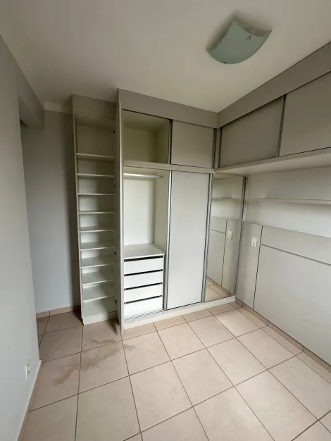 Alugar Apartamento / Padr&atilde;o em S&atilde;o Jos&eacute; do Rio Preto R$ 1.400,00 - Foto 9