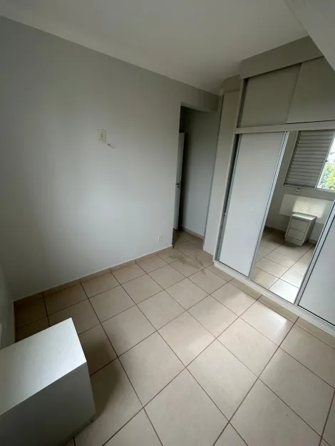 Alugar Apartamento / Padr&atilde;o em S&atilde;o Jos&eacute; do Rio Preto R$ 1.400,00 - Foto 11
