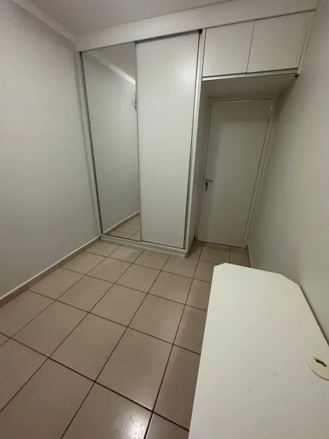 Alugar Apartamento / Padr&atilde;o em S&atilde;o Jos&eacute; do Rio Preto R$ 1.400,00 - Foto 19