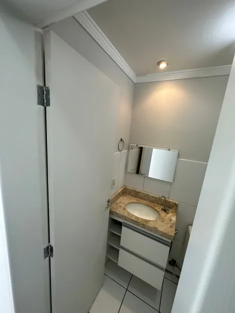 Alugar Apartamento / Padr&atilde;o em S&atilde;o Jos&eacute; do Rio Preto R$ 1.400,00 - Foto 23