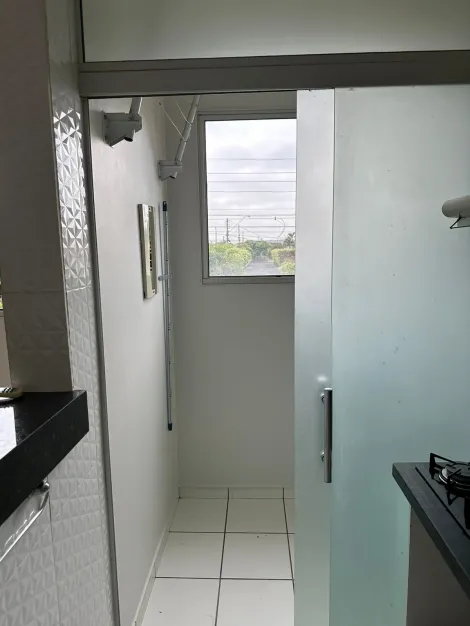 Alugar Apartamento / Padr&atilde;o em S&atilde;o Jos&eacute; do Rio Preto R$ 1.400,00 - Foto 32