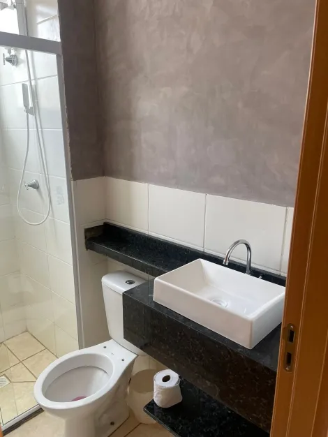Alugar Apartamento / Padr&atilde;o em S&atilde;o Jos&eacute; do Rio Preto R$ 1.100,00 - Foto 7