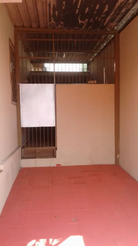 Alugar Casa / Padr&atilde;o em S&atilde;o Jos&eacute; do Rio Preto R$ 1.200,00 - Foto 4
