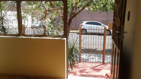 Alugar Casa / Padr&atilde;o em S&atilde;o Jos&eacute; do Rio Preto R$ 1.200,00 - Foto 2