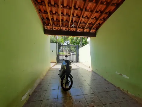 Alugar Casa / Padr&atilde;o em S&atilde;o Jos&eacute; do Rio Preto R$ 900,00 - Foto 3