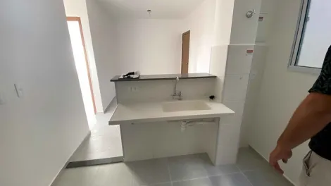 Alugar Apartamento / Padr&atilde;o em S&atilde;o Jos&eacute; do Rio Preto R$ 730,00 - Foto 2