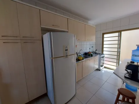 Alugar Casa / Padr&atilde;o em S&atilde;o Jos&eacute; do Rio Preto R$ 2.500,00 - Foto 3