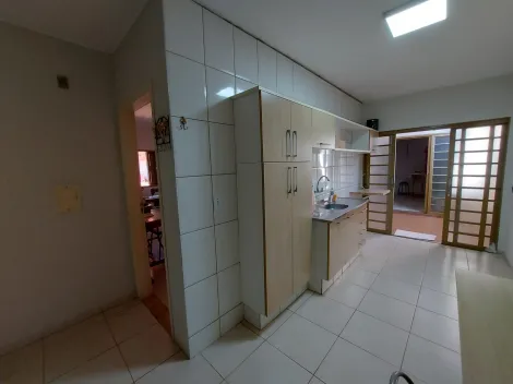 Alugar Casa / Padr&atilde;o em S&atilde;o Jos&eacute; do Rio Preto R$ 2.500,00 - Foto 14