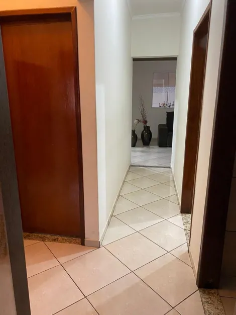 Alugar Casa / Padr&atilde;o em S&atilde;o Jos&eacute; do Rio Preto R$ 1.750,00 - Foto 15